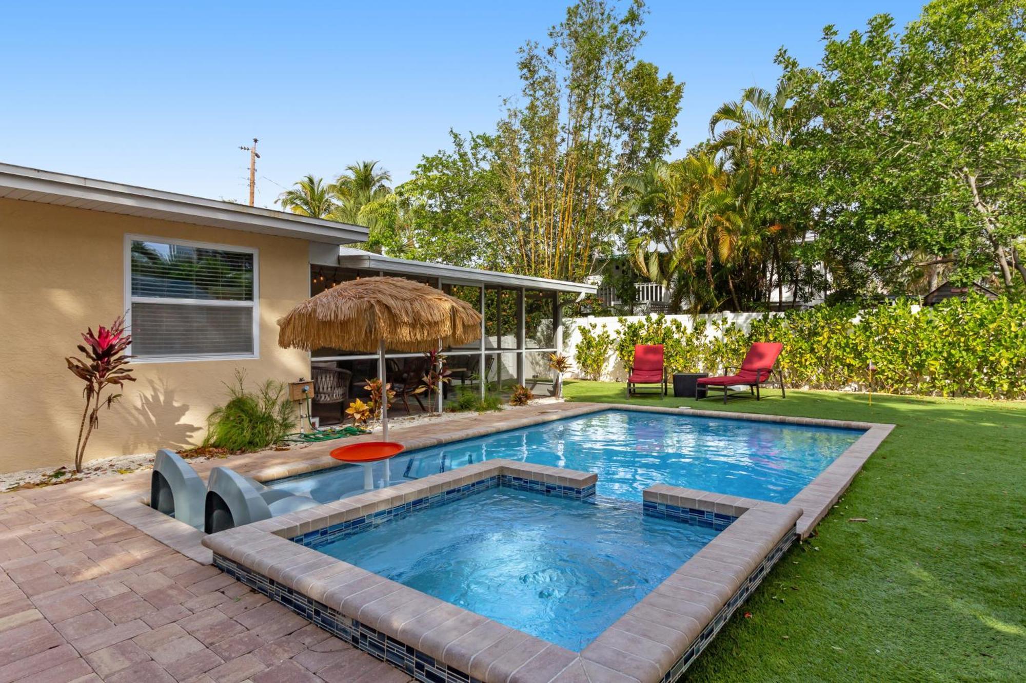Getaway On Gladiolus Villa Anna Maria Exterior photo