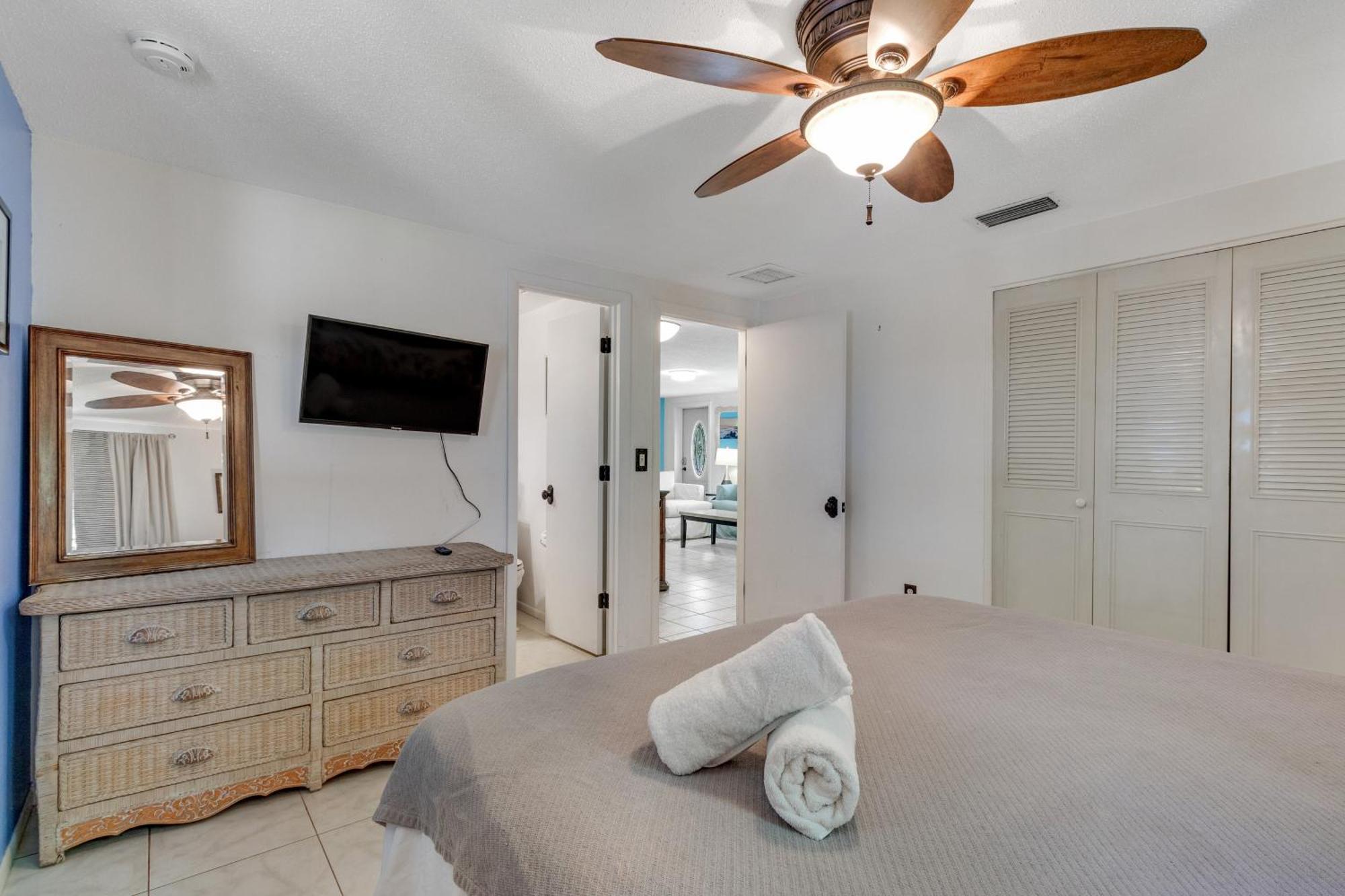 Getaway On Gladiolus Villa Anna Maria Exterior photo