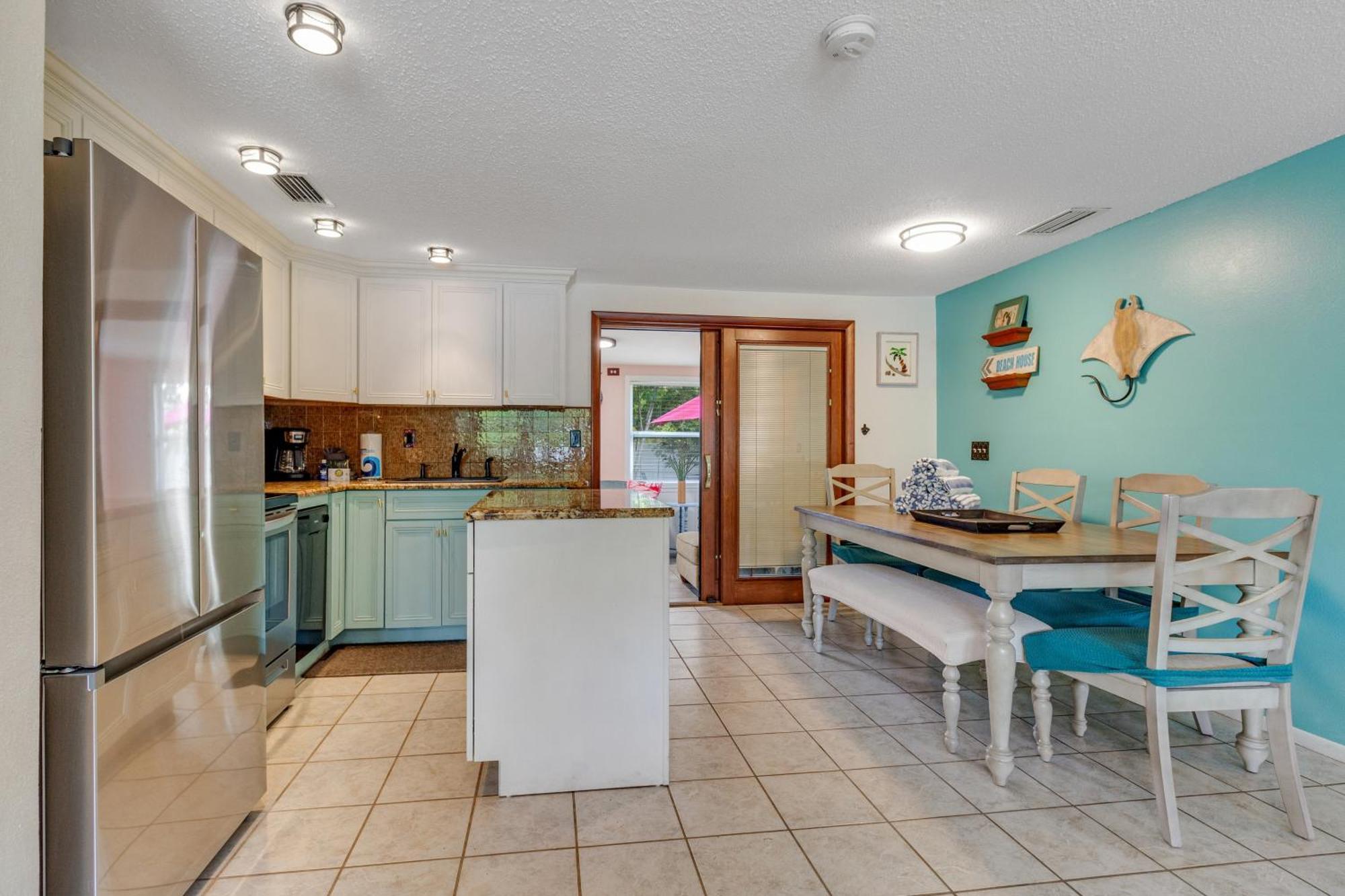 Getaway On Gladiolus Villa Anna Maria Exterior photo